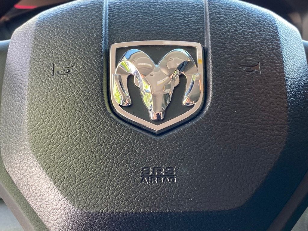 2019 RAM 1500 Classic SLT 4X4