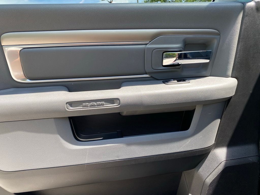 2019 RAM 1500 Classic SLT 4X4