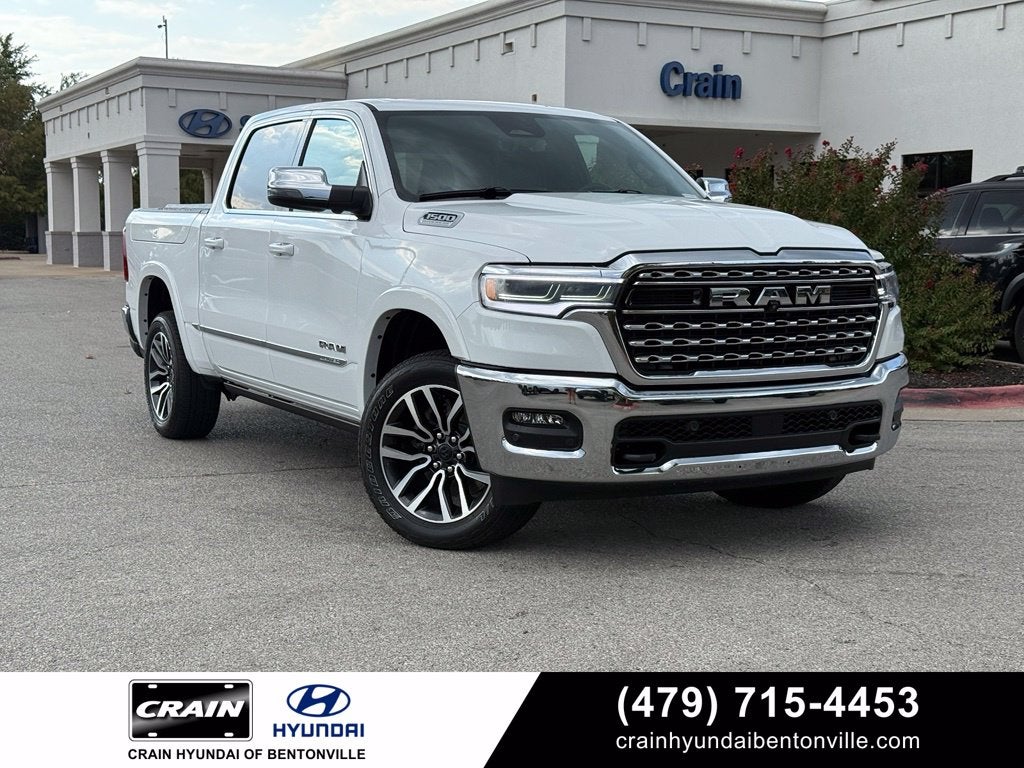 2026 RAM 1500 Limited - 4WD / PANORAMIC SUNROOF / CLEAN CARFAX