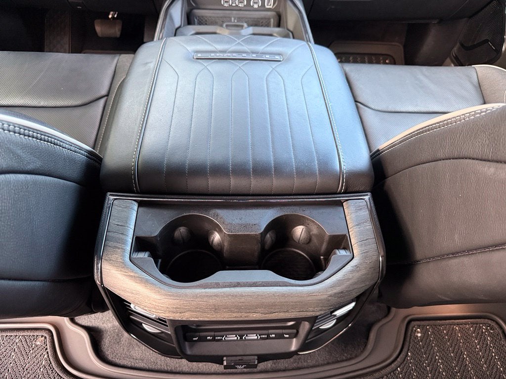 2026 RAM 1500 Limited - 4WD / PANORAMIC SUNROOF / CLEAN CARFAX