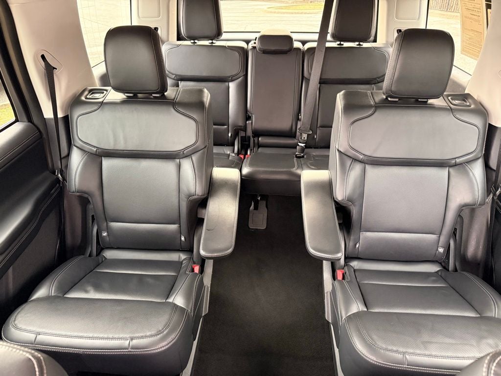 2025 Ford Expedition Platinum 4WD