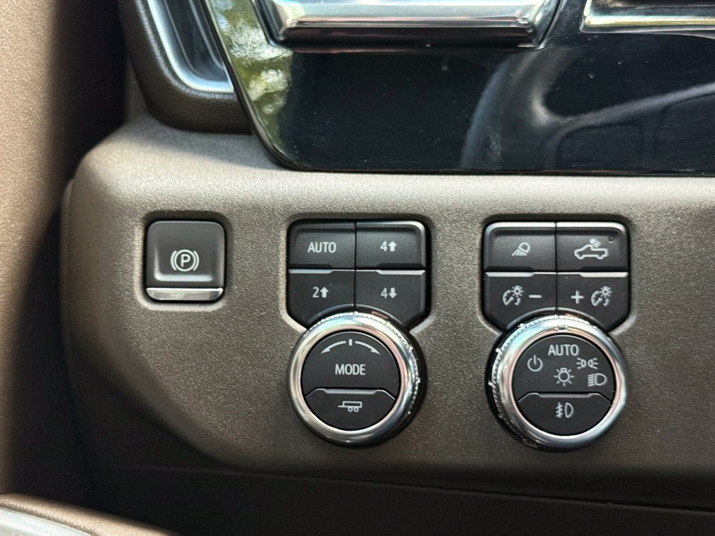 2024 GMC Sierra 2500HD SLT - Photo 11