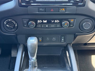 2024 Nissan Frontier SV