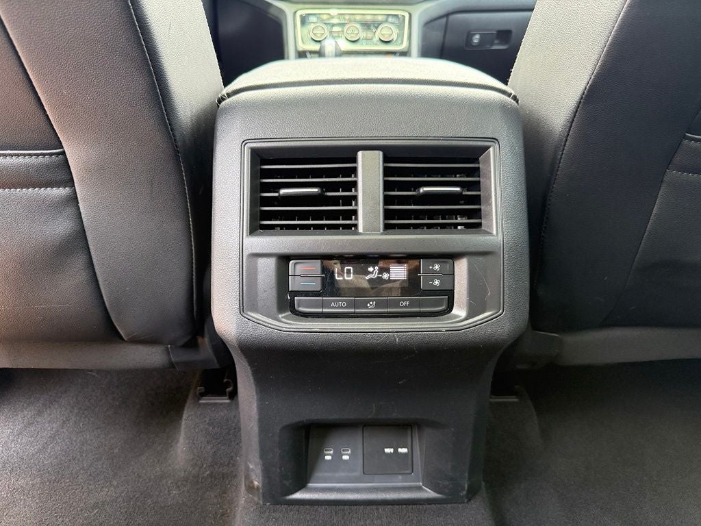 2022 Volkswagen Atlas SE w/Tech - Photo 27