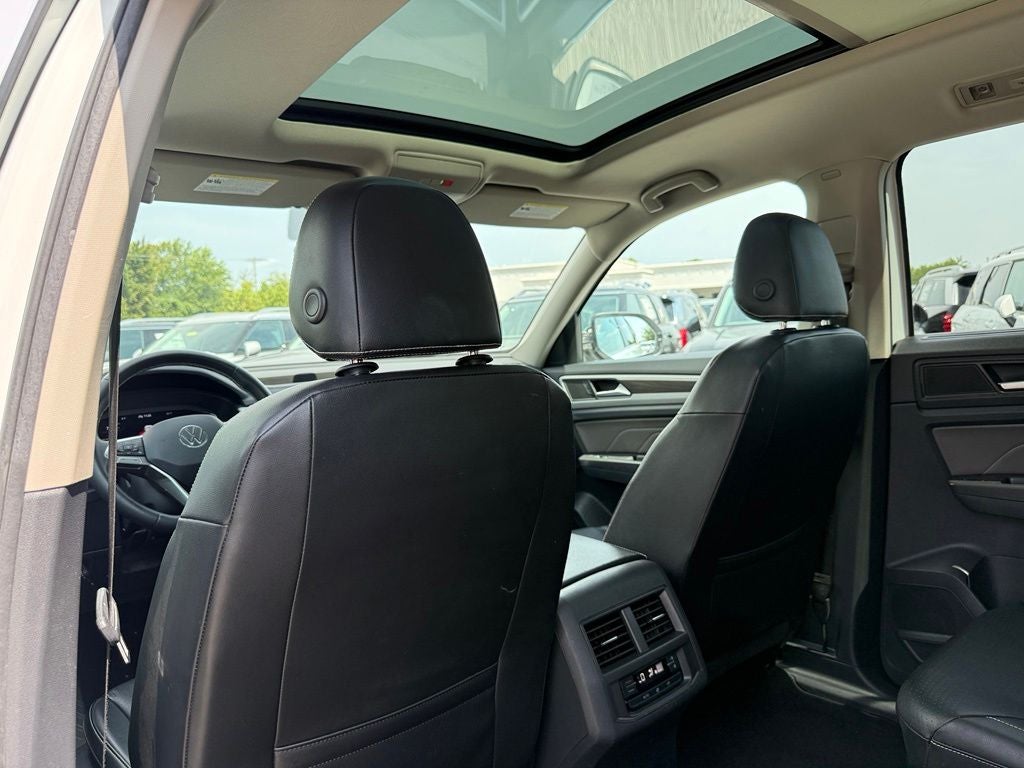 2022 Volkswagen Atlas SE w/Tech - Photo 30