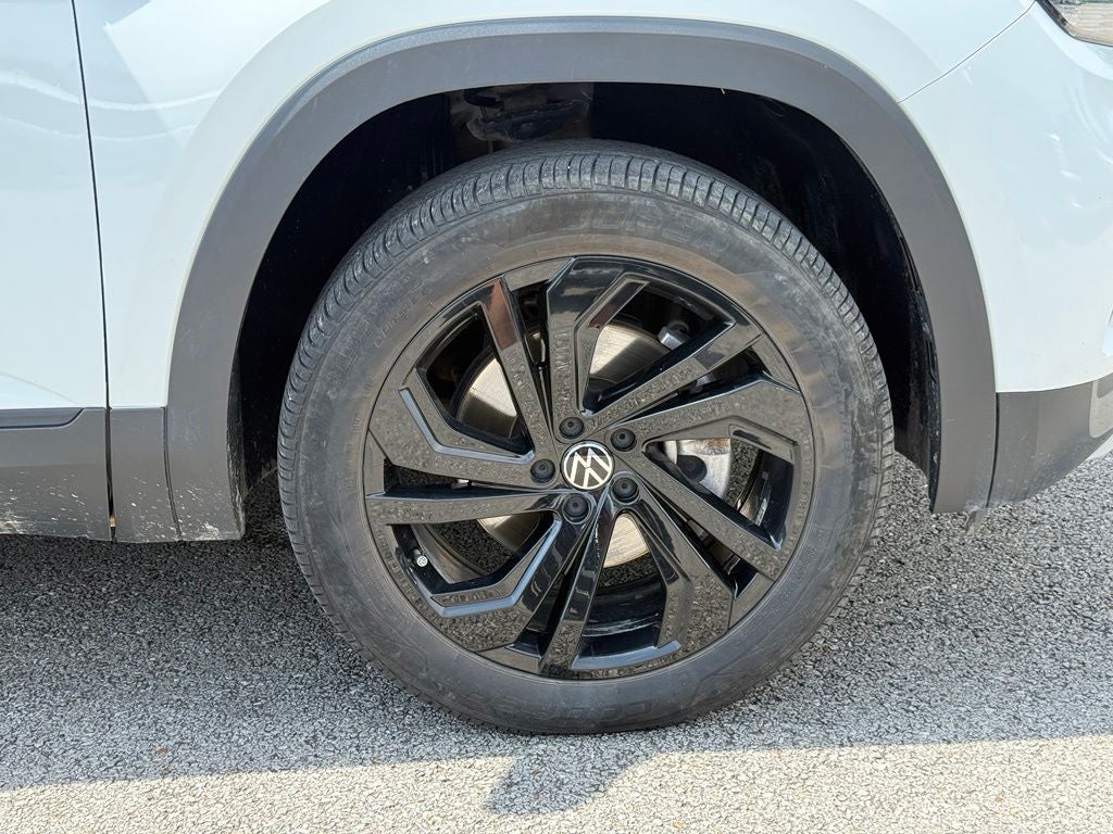 2022 Volkswagen Atlas SE w/Tech - Photo 43