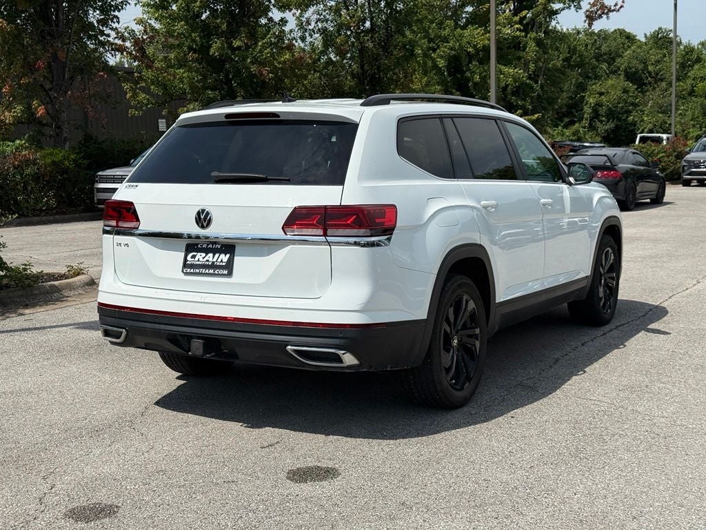 2022 Volkswagen Atlas SE w/Tech - Photo 6