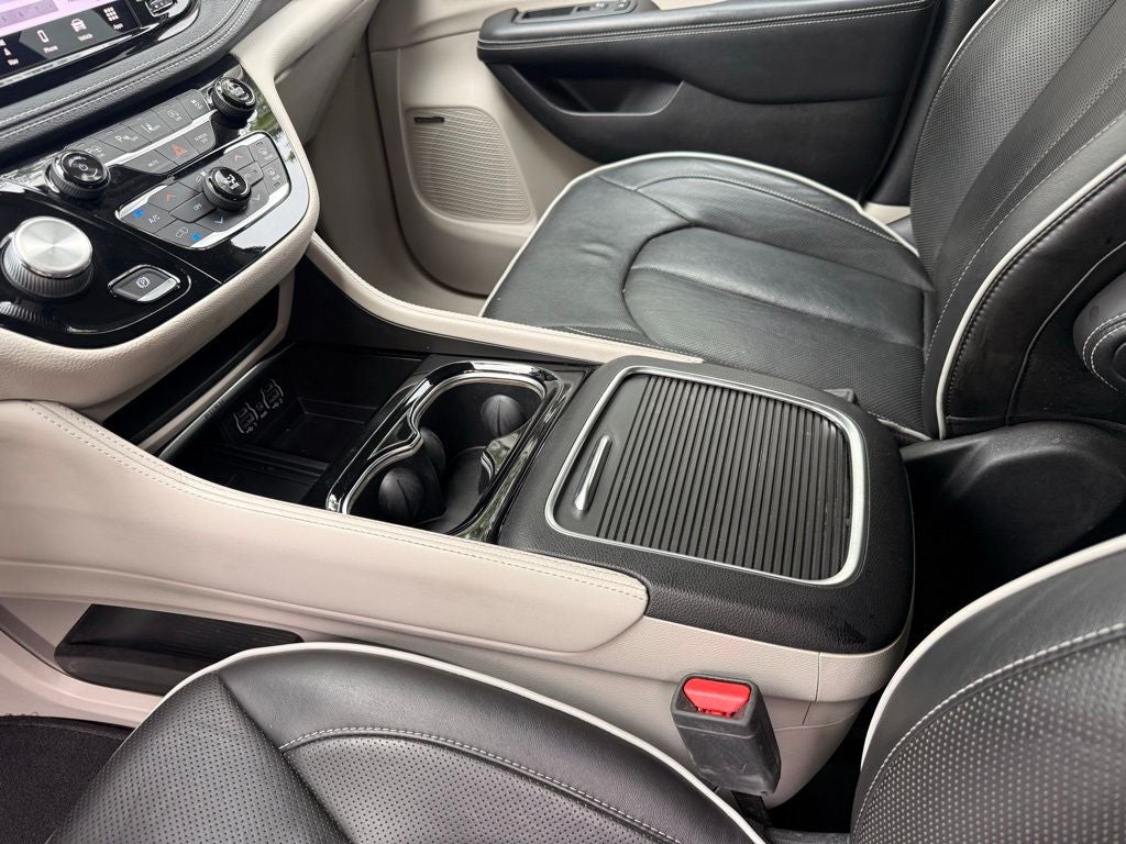 2022 Chrysler Pacifica Limited - Photo 13
