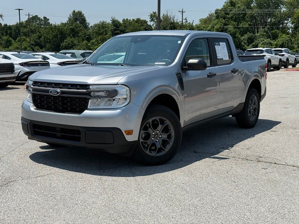 2022 Ford Maverick XLT LOW MILES