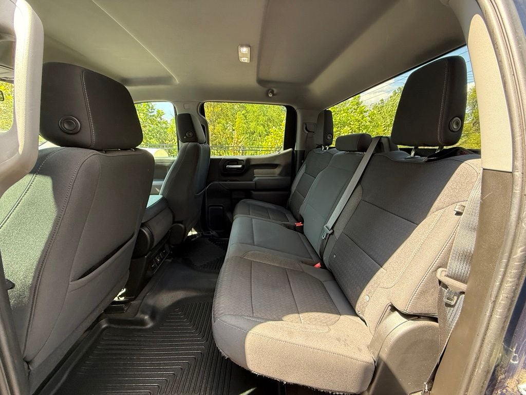 2021 Chevrolet Silverado 1500 LT - 4WD / CLEAN CARFAX HISTORY