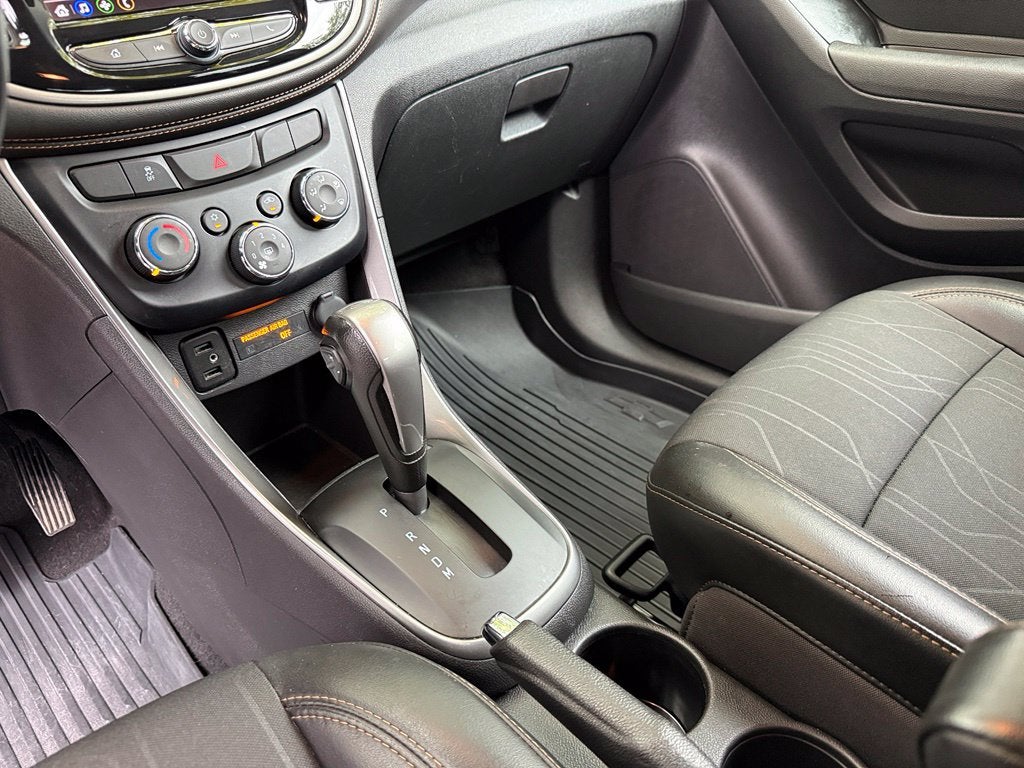 2020 Chevrolet Trax LT - Photo 12