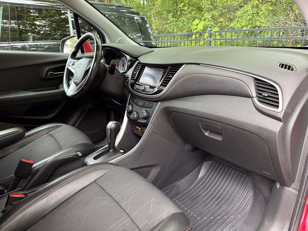2020 Chevrolet Trax LT - Photo 34