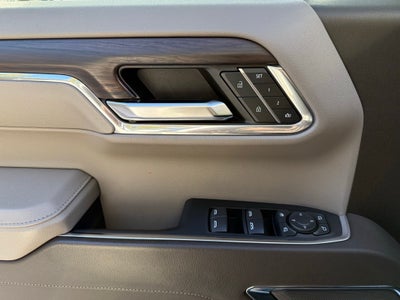 2023 GMC Sierra 1500 SLT BOSE / V8 / 1-OWNER CARFAX