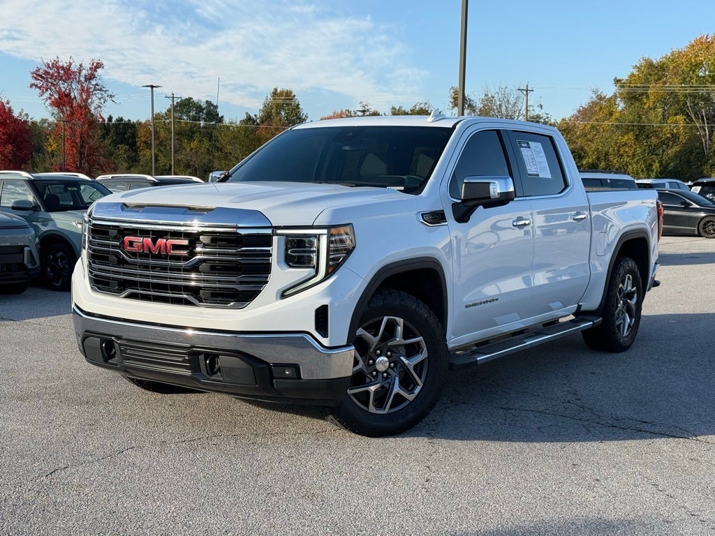 2023 GMC Sierra 1500 SLT BOSE / V8 / 1-OWNER CARFAX