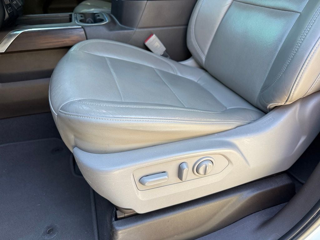 2020 GMC Sierra 1500 SLT - 4WD / SLT PREMIUM PLUS