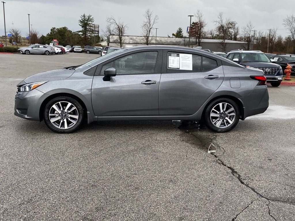 2024 Nissan Versa 1.6 SV