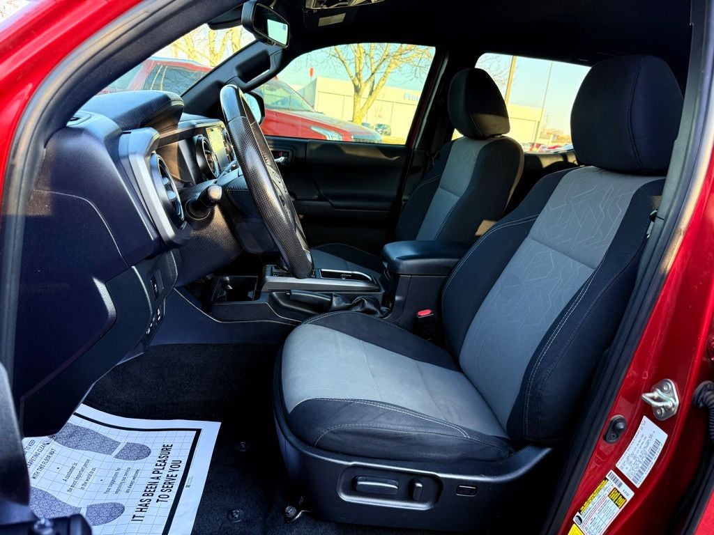 2021 Toyota Tacoma TRD Off-Road V6