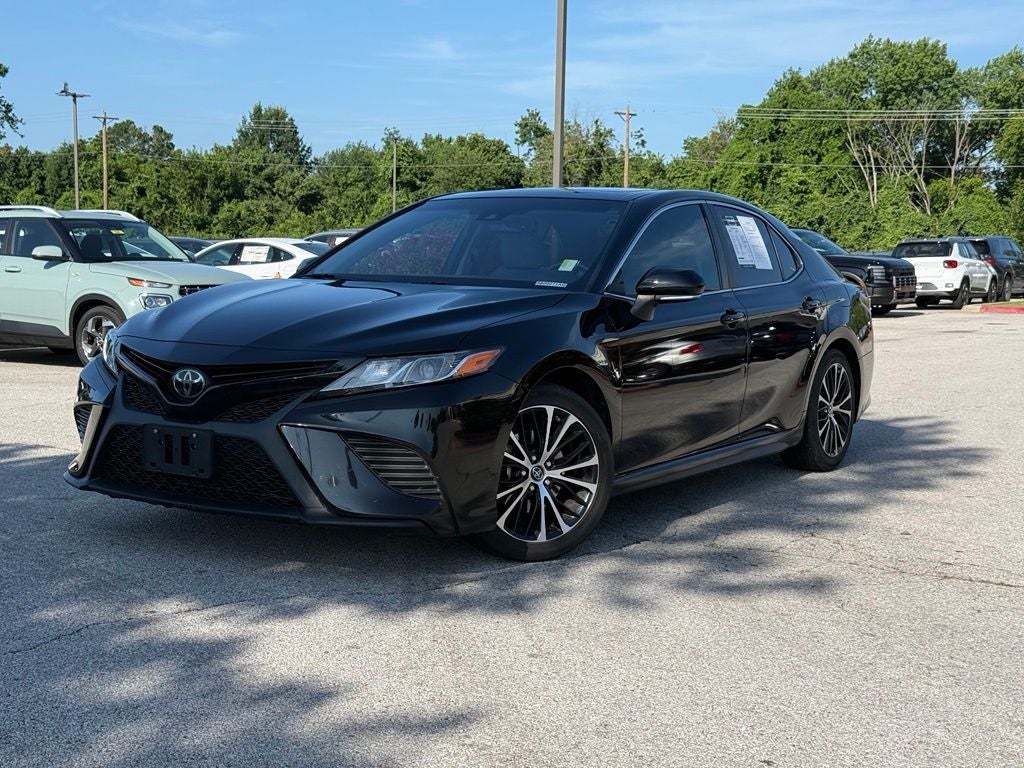 2019 Toyota Camry SE
