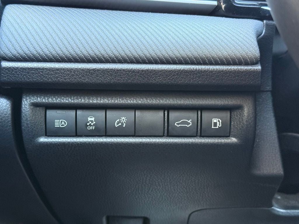 2025 Toyota Camry SE 1 OWNER CARFAX