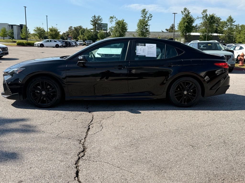2025 Toyota Camry SE 1 OWNER CARFAX