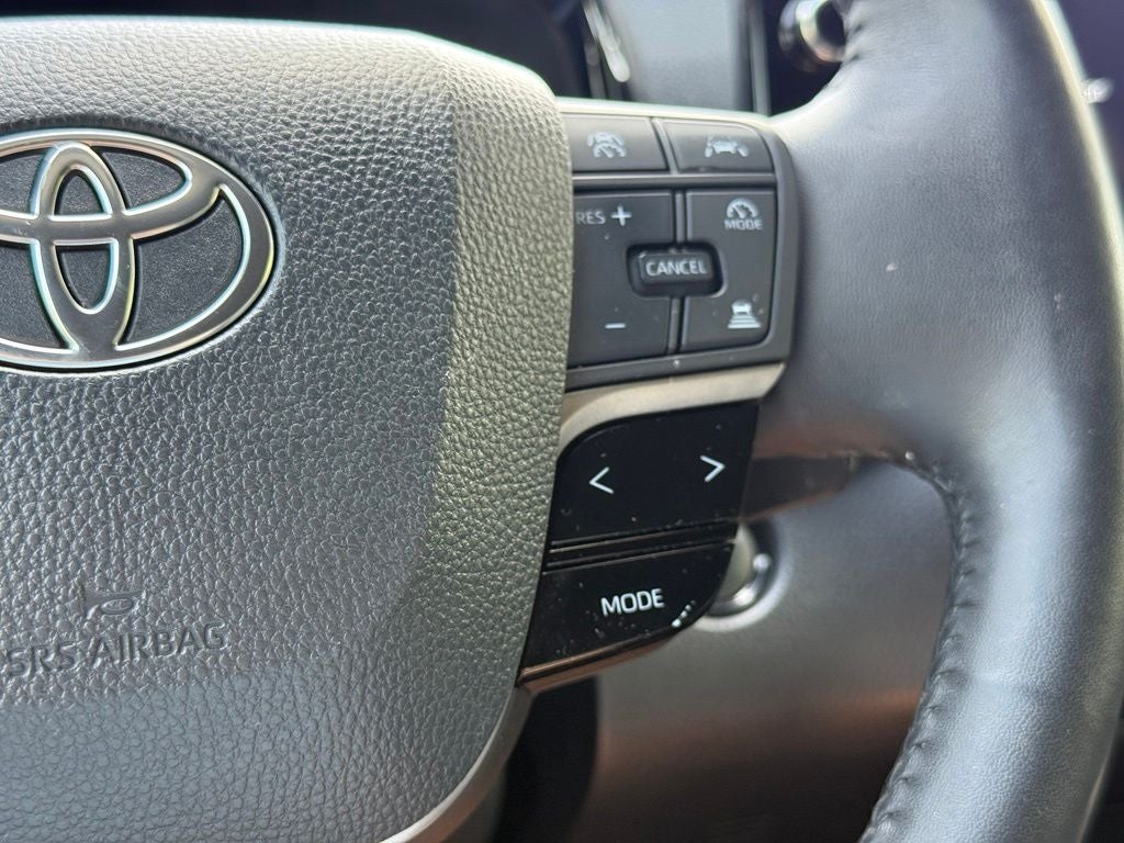2025 Toyota Camry XSE - Photo 20