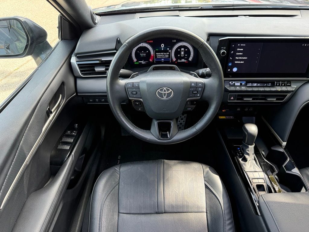 2025 Toyota Camry XSE - Photo 25