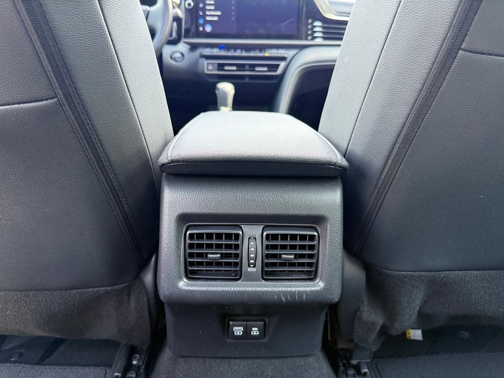 2025 Toyota Camry XSE - Photo 28