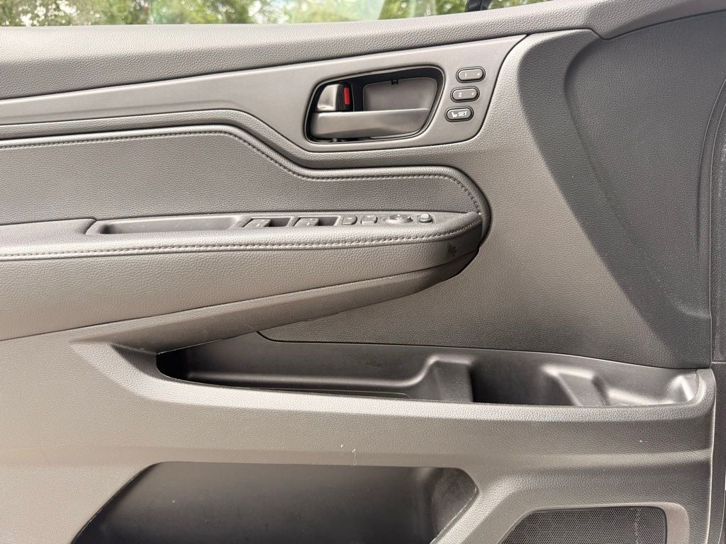 2023 Honda Odyssey Sport CLEAN