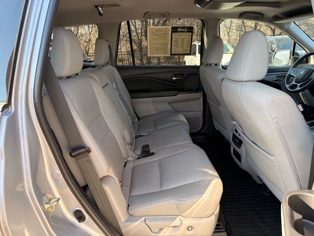 2019 Honda Pilot EX-L APPLE CAR PLAY / LEATHER