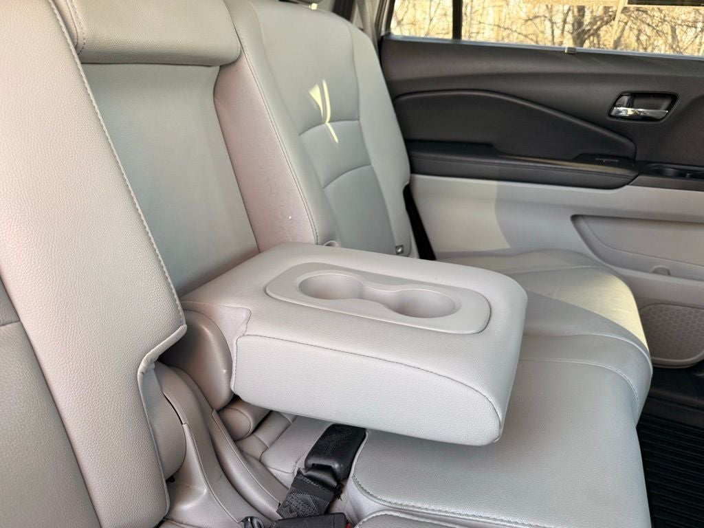 2019 Honda Pilot EX-L APPLE CAR PLAY / LEATHER