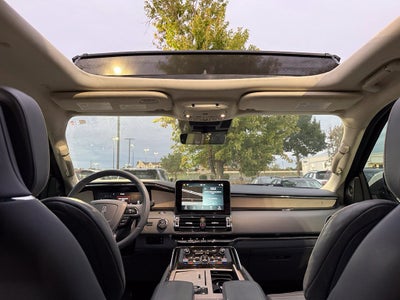 2019 Lincoln Navigator L Black Label - $103,555 MSRP / 4WD / PANORAMIC SUNROOF