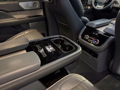 2019 Lincoln Navigator L Black Label - $103,555 MSRP / 4WD / PANORAMIC SUNROOF