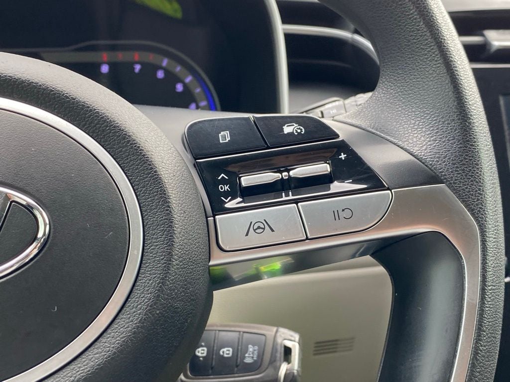 2022 Hyundai TUCSON SE