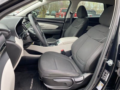 2022 Hyundai TUCSON SE