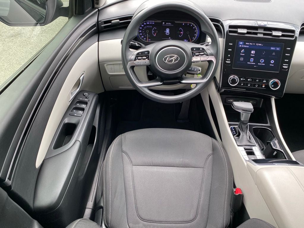 2022 Hyundai TUCSON SE