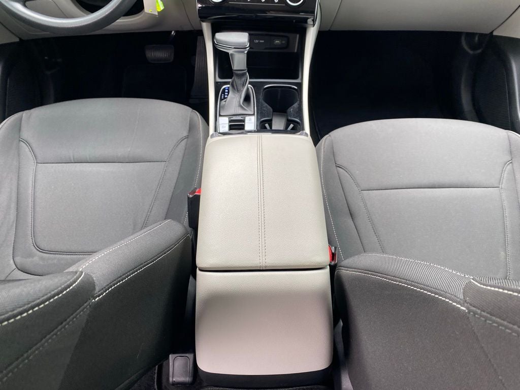 2022 Hyundai TUCSON SE