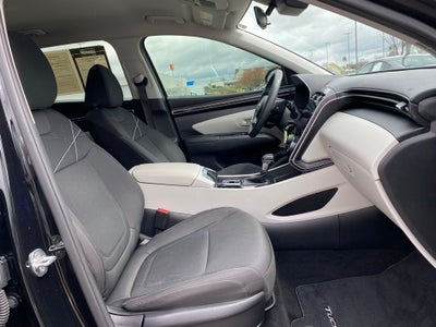 2022 Hyundai TUCSON SE