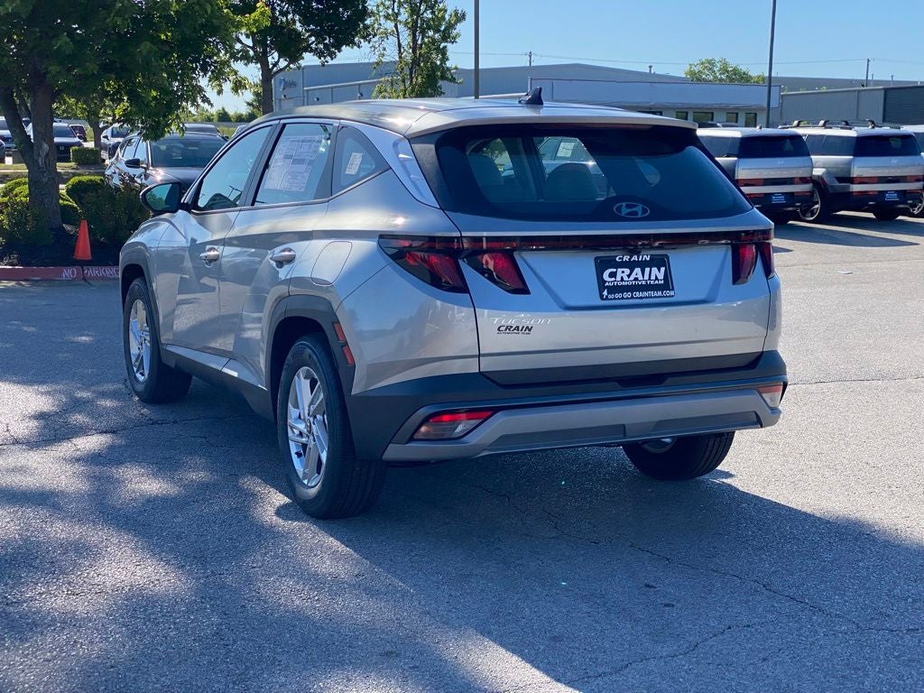 2026 Hyundai TUCSON SE