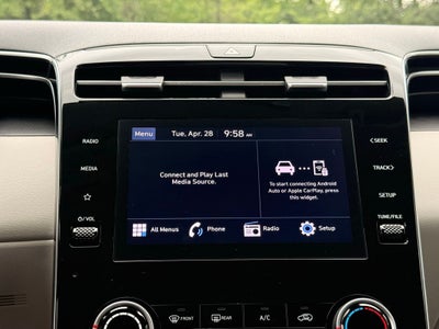 2022 Hyundai TUCSON SE
