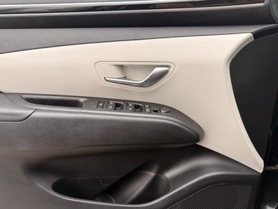 2022 Hyundai TUCSON SE