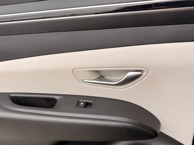 2022 Hyundai TUCSON SE