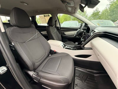 2022 Hyundai TUCSON SE