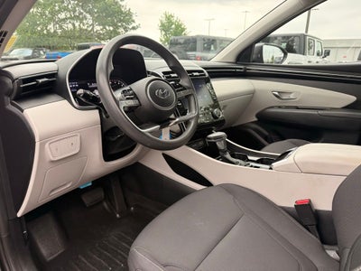 2022 Hyundai TUCSON SE