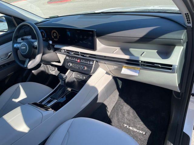 2025 Hyundai TUCSON SE AWD