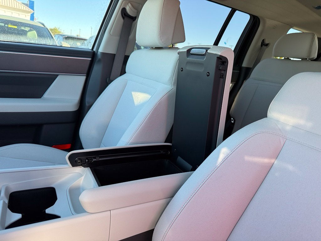 2027 Hyundai SANTA FE SE