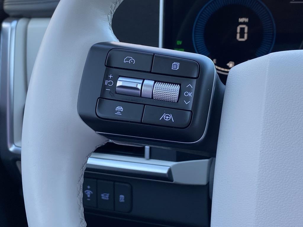 2025 Hyundai SANTA FE HYBRID SEL