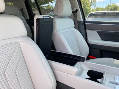 2027 Hyundai SANTA FE SEL