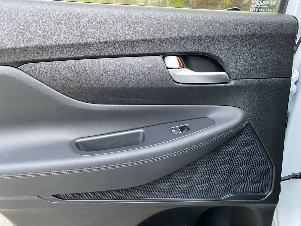 2022 Hyundai SANTA FE SE