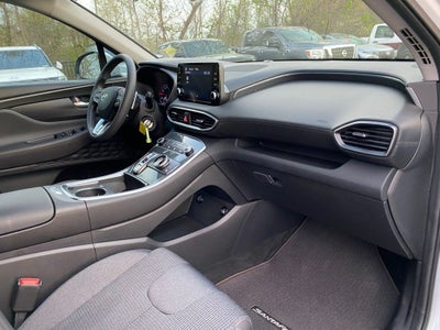 2022 Hyundai SANTA FE SE