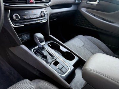 2019 Hyundai SANTA FE SE